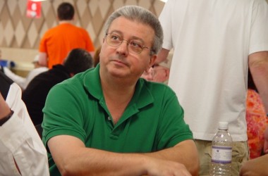Archie Karas triceur au blackjack
